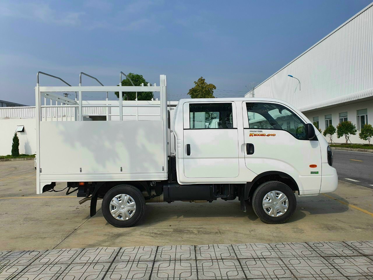 Kia K200SD 4WD - 2 Cầu cabin đôi 6 chỗ ngồi giá tốt tại HCM - Ảnh 4